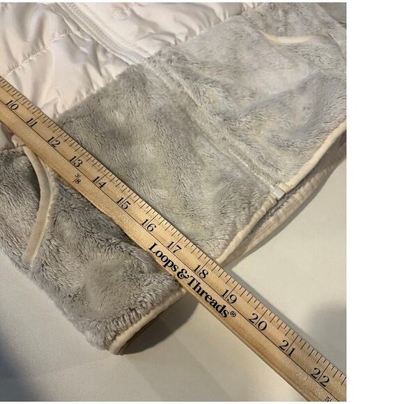 The North Face Girls' Jacket - Size Medium - Picture 10 of 11